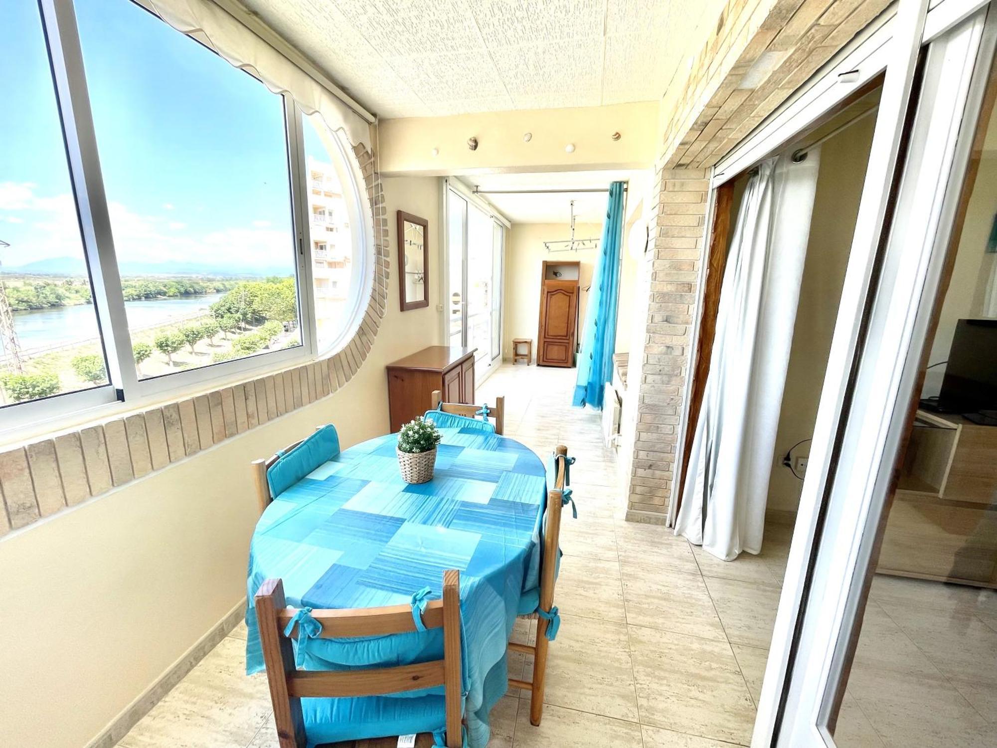 33Apartamento Soleado De Dos Habitaciones เอมปูเรียบราบา ภายนอก รูปภาพ